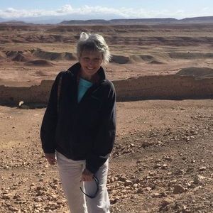 Meet your Posher, Iris